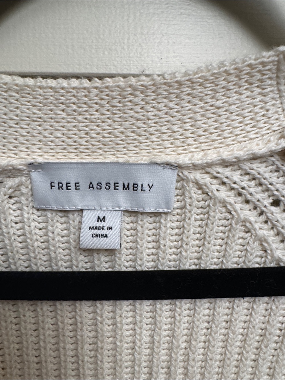 Free Assembly Ivory Button-Front Ribbed Cardigan - Picture 4 of 5